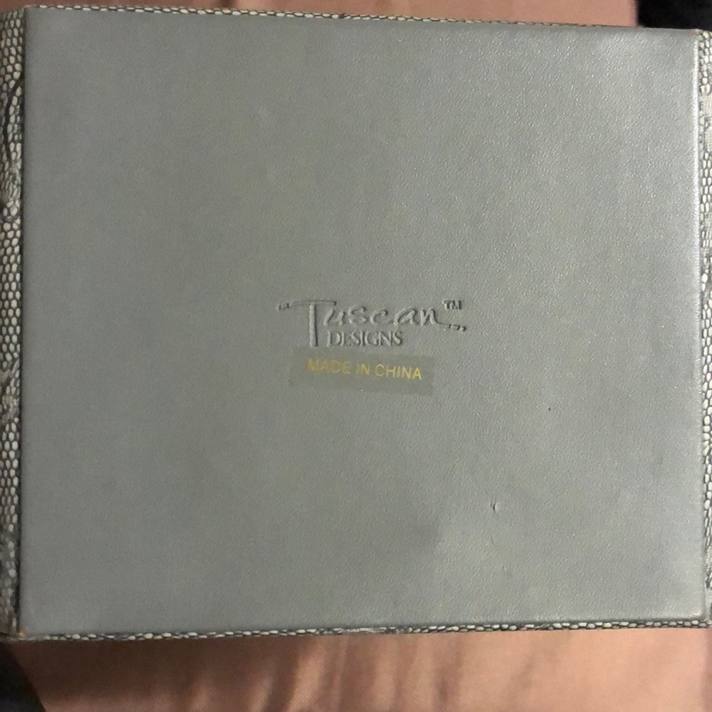 Vintage Tuscan Designs Jewelry Box Excellent Condition Gem